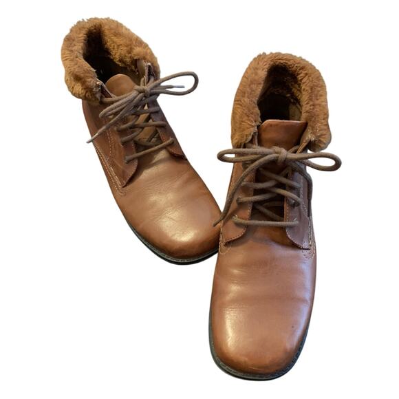 Size 10 - Thom McAn Womens Mocha Mousse Brown Leather Ankle Boots Faux Fur - Picture 10 of 12